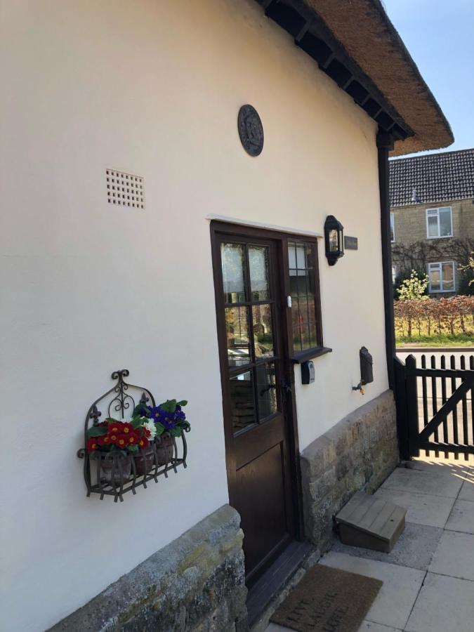 Cotswold Thatched Cottage Mickleton  エクステリア 写真