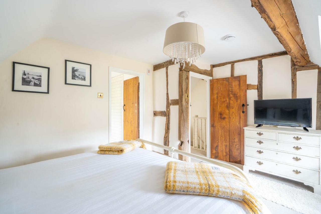 Cotswold Thatched Cottage Mickleton  エクステリア 写真